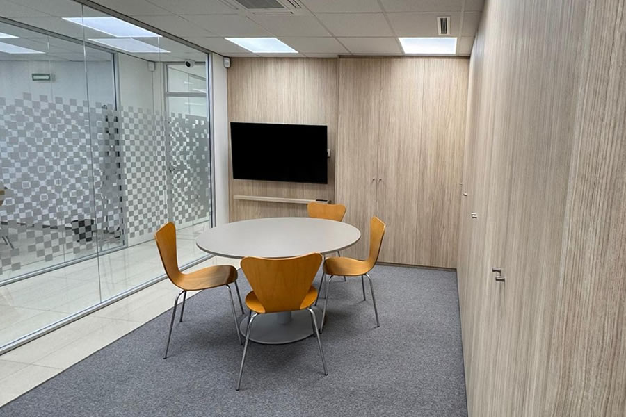 Mamparas para oficinas en Navarra